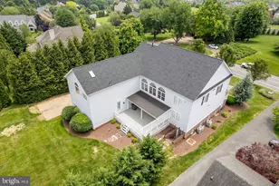 1020 Breckinridge Ln, Winchester, VA 22601 - Photo 4