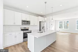 206 Monteith Dr, Winchester, VA 22601 - Photo 4