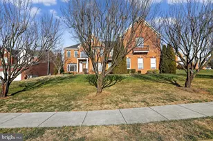 1006 Armistead St, Winchester, VA 22601 - Photo 2