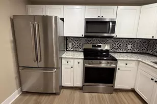 333 E Piccadilly St, Winchester, VA 22601 - Photo 2