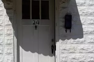24 Cecil Street W, Winchester, VA 22601 - Photo 2
