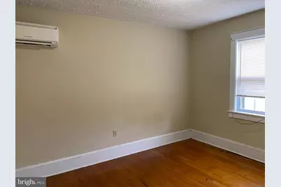 208 W Boscawen Street #12, Winchester, VA 22601 - Photo 2