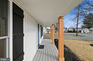 217 Myrtle Ave, Winchester, VA 22601 - Photo 6