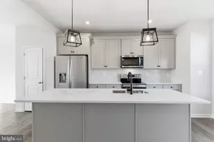 226 Monteith Dr, Winchester, VA 22601 - Photo 4