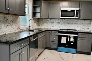 137 Fox Dr, Winchester, VA 22601 - Photo 8