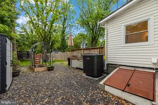 25 W Southwerk St, Winchester, VA 22601 - Photo 44