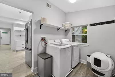 25 W Southwerk Street, Winchester, VA 22601 - Photo 20