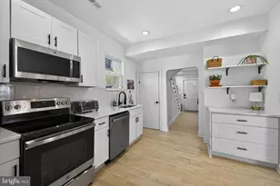 25 W Southwerk St, Winchester, VA 22601 - Photo 16