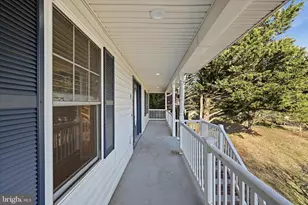 620 Crystal Ct, Winchester, VA 22601 - Photo 6