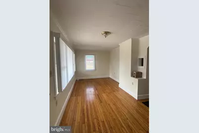 18 W Whitlock Avenue, Winchester, VA 22601 - Photo 2