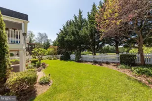 817 Chelsea Dr, Winchester, VA 22601 - Photo 2