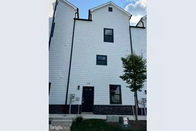 210 E Piccadilly Street, Winchester, VA 22601 - Photo 2