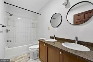 1317 Caroline St, Winchester, VA 22601 - Photo 32