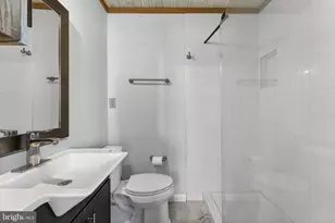 1317 Caroline St, Winchester, VA 22601 - Photo 24