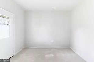 201 Monteith Dr, Winchester, VA 22601 - Photo 2