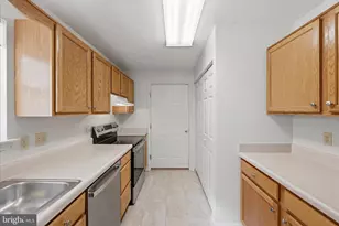 419 Stone Meadow Ct, Winchester, VA 22601 - Photo 12