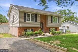 605 Dunlap St, Winchester, VA 22601 - Photo 2