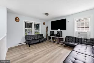 605 Dunlap St, Winchester, VA 22601 - Photo 8