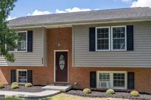 605 Dunlap St, Winchester, VA 22601 - Photo 1