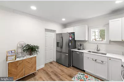 31 W Southwerk Street, Winchester, VA 22601 - Photo 20