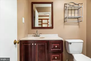 1300 Caroline St, Winchester, VA 22601 - Photo 18