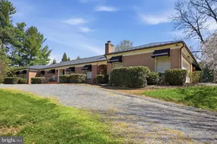 466 Merrimans Ln, Winchester, VA 22601 - Photo 4