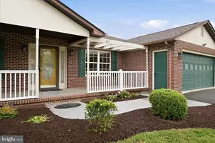 202 Russelcroft Rd, Winchester, VA 22601 - Photo 4