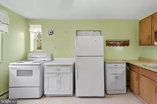 7 E Bond St, Winchester, VA 22601 - Photo 12