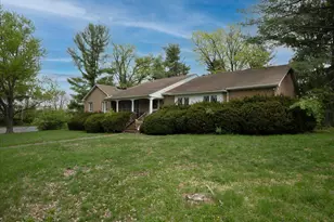 2700 Saratoga Dr, Winchester, VA 22601 - Photo 8