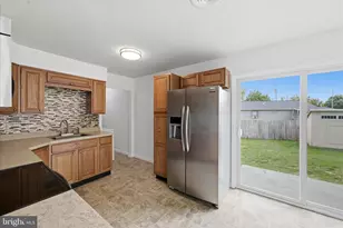 608 Dunlap St, Winchester, VA 22601 - Photo 8