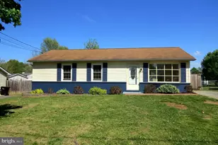 608 Dunlap St, Winchester, VA 22601 - Photo 1