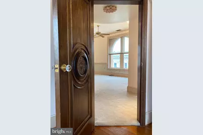 3 Piccadilly Street W #3, Winchester, VA 22601 - Photo 2
