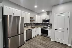 446 N Loudoun St, Winchester, VA 22601 - Photo 2