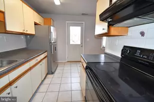8 W Monmouth St, Winchester, VA 22601 - Photo 4