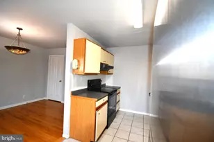 8 W Monmouth St, Winchester, VA 22601 - Photo 2