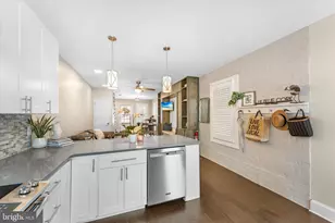 118 1/2 E Cork St, Winchester, VA 22601 - Photo 10