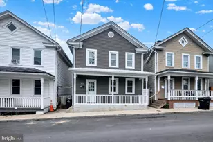 323 Fairview Ave, Winchester, VA 22601 - Photo 2