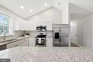 1856 Melvor Ln, Winchester, VA 22601 - Photo 16