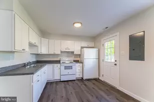 525 Gray Ave, Winchester, VA 22601 - Photo 8