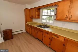 437 Beechcroft Rd, Winchester, VA 22601 - Photo 16
