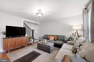 11 W Germain St, Winchester, VA 22601 - Photo 8