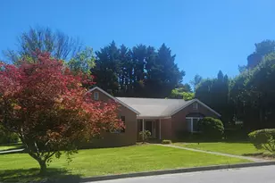 654 Treys Dr, Winchester, VA 22601 - Photo 2
