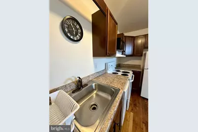 302 N Cameron Street #202, Winchester, VA 22601 - Photo 4