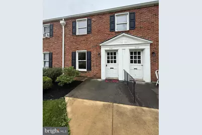 207 E Whitlock Avenue, Winchester, VA 22601 - Photo 1