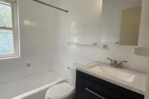 207 E Whitlock Ave, Winchester, VA 22601 - Photo 8