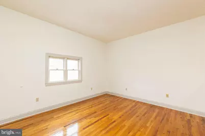 7 W Piccadilly Street #F, Winchester, VA 22601 - Photo 4