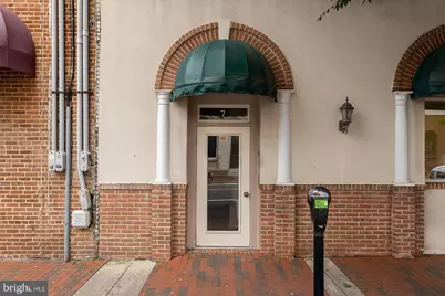 7 W Piccadilly Street #F, Winchester, VA 22601 - Photo 2
