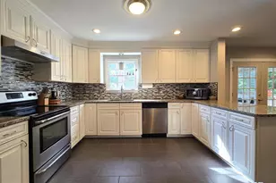 1613 Van Couver St, Winchester, VA 22601 - Photo 14