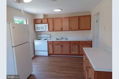 220 E Whitlock Avenue, Winchester, VA 22601 - Photo 2