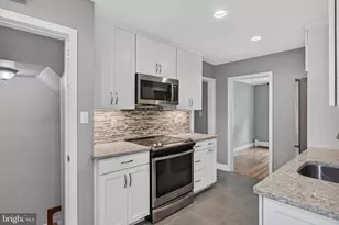 1306 Vanceright Cir, Winchester, VA 22601 - Photo 2